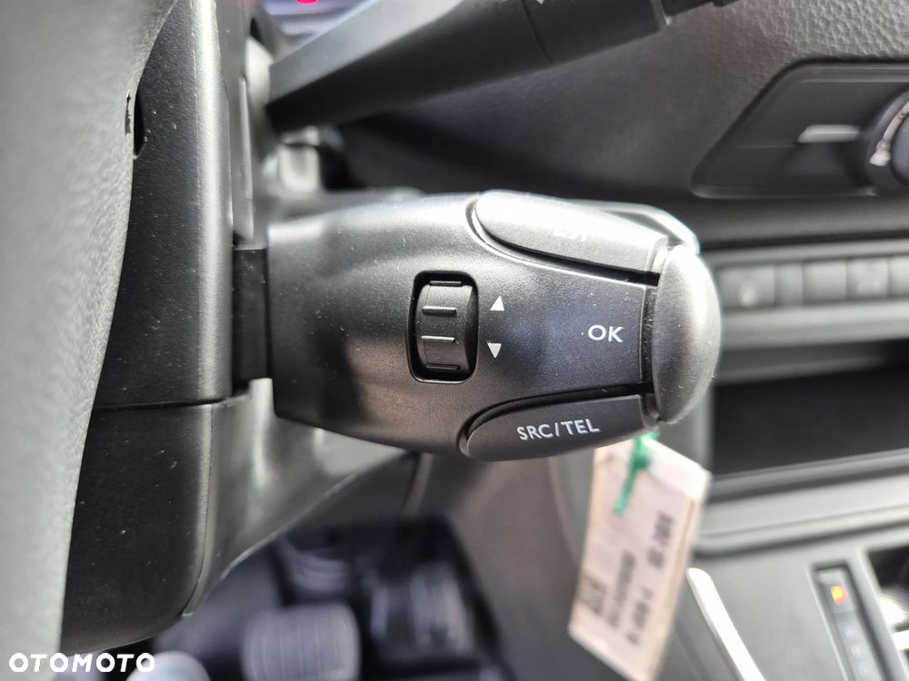 Opel Vivaro / Expert / Scudo / Jumpy / Proace - 28