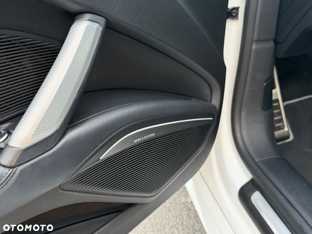 Audi TT Coupé 2.0 TFSI quattro S tronic - 8