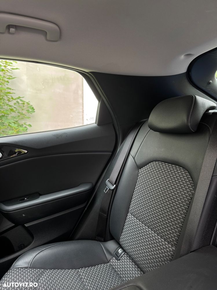 Kia XCeed - 14