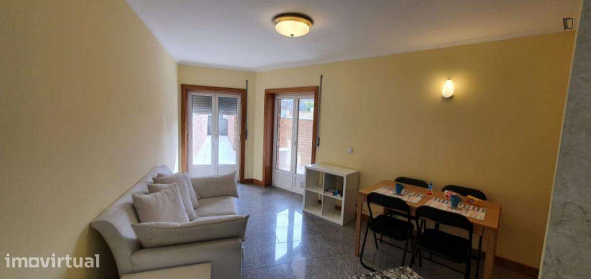 Apartamento com 1 quartos - localizado em São Mamede de Infesta Porto - Grande imagem: 2/8