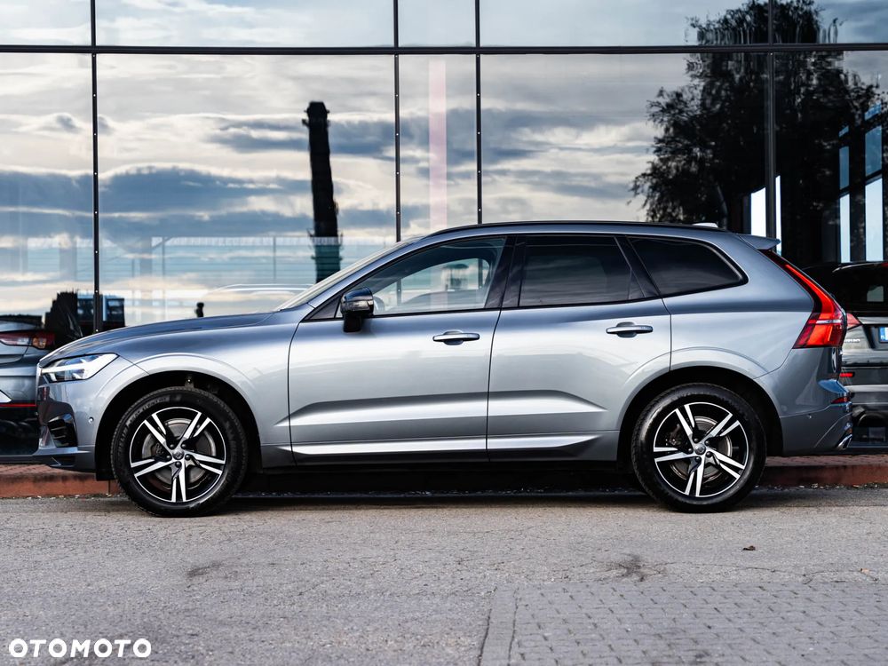 Volvo XC 60 B4 D AWD Plus Dark - 17