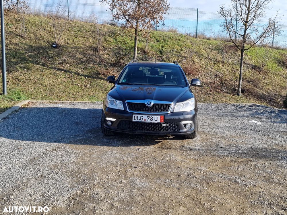 Skoda Octavia Combi 2.0 TDI DPF RS - 1