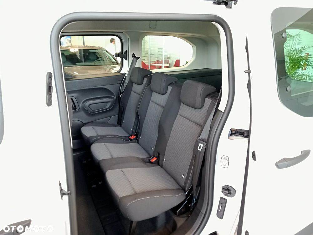 Toyota Proace City Verso 1.5 D-4D Combi - 9