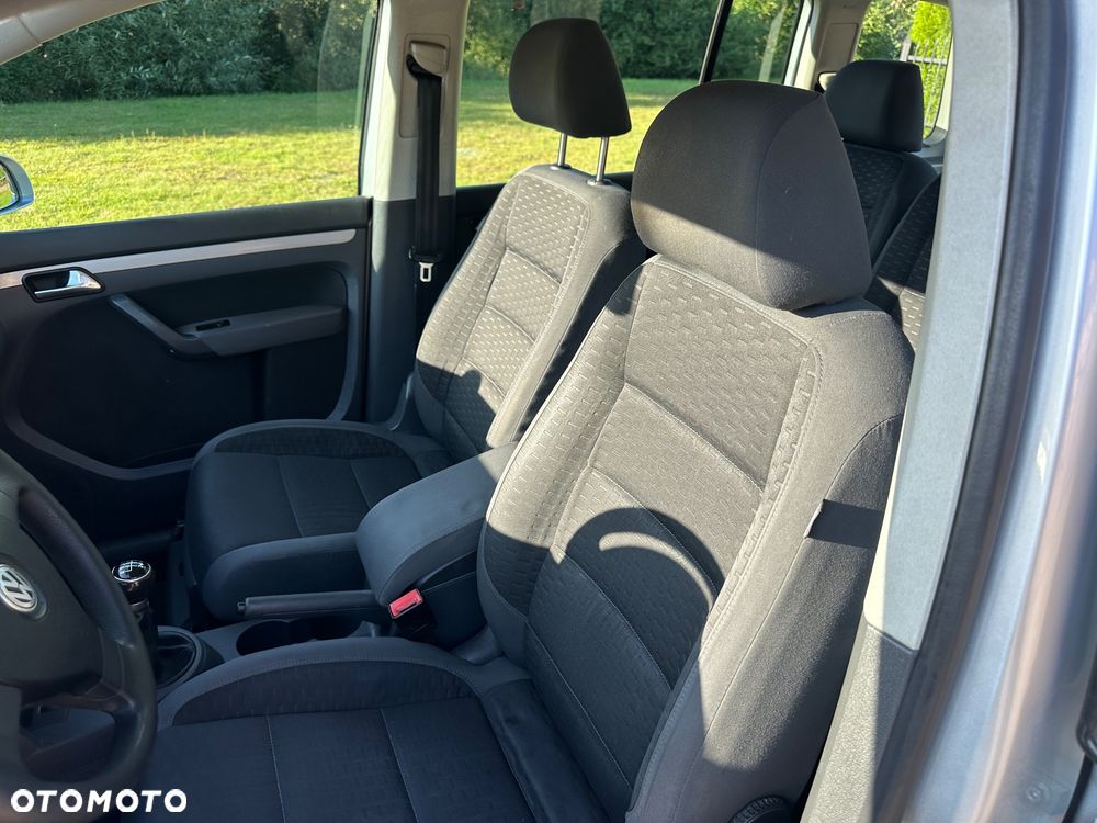 Volkswagen Touran 1.9 TDI - 17