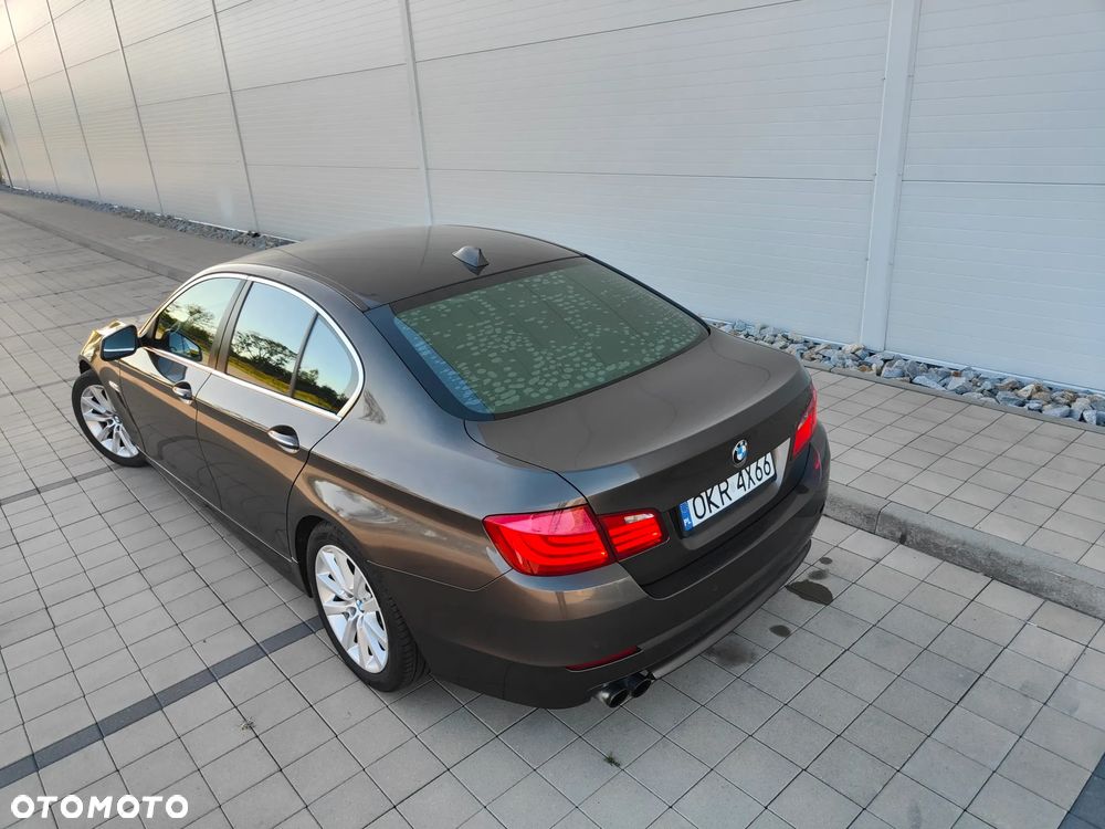 BMW Seria 5 2011 photo 4