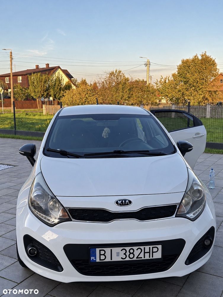 Kia Rio - 1