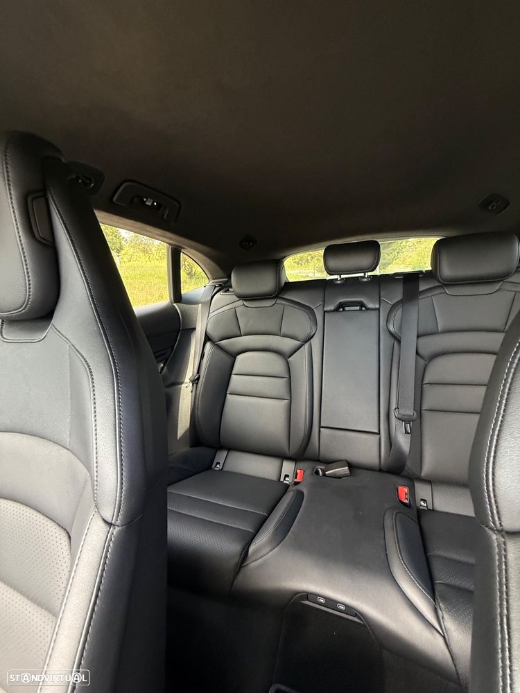 Porsche Taycan Sport Turismo 4S Black Edition - 11