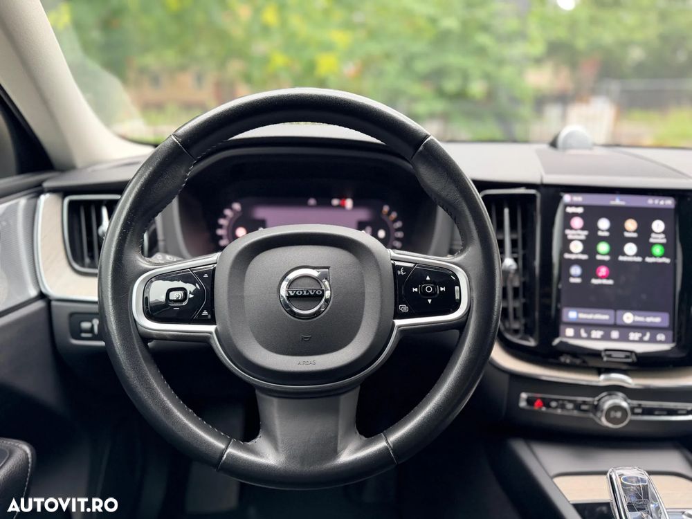Volvo XC 60 B4 MHEV AT8 AWD Inscription - 16