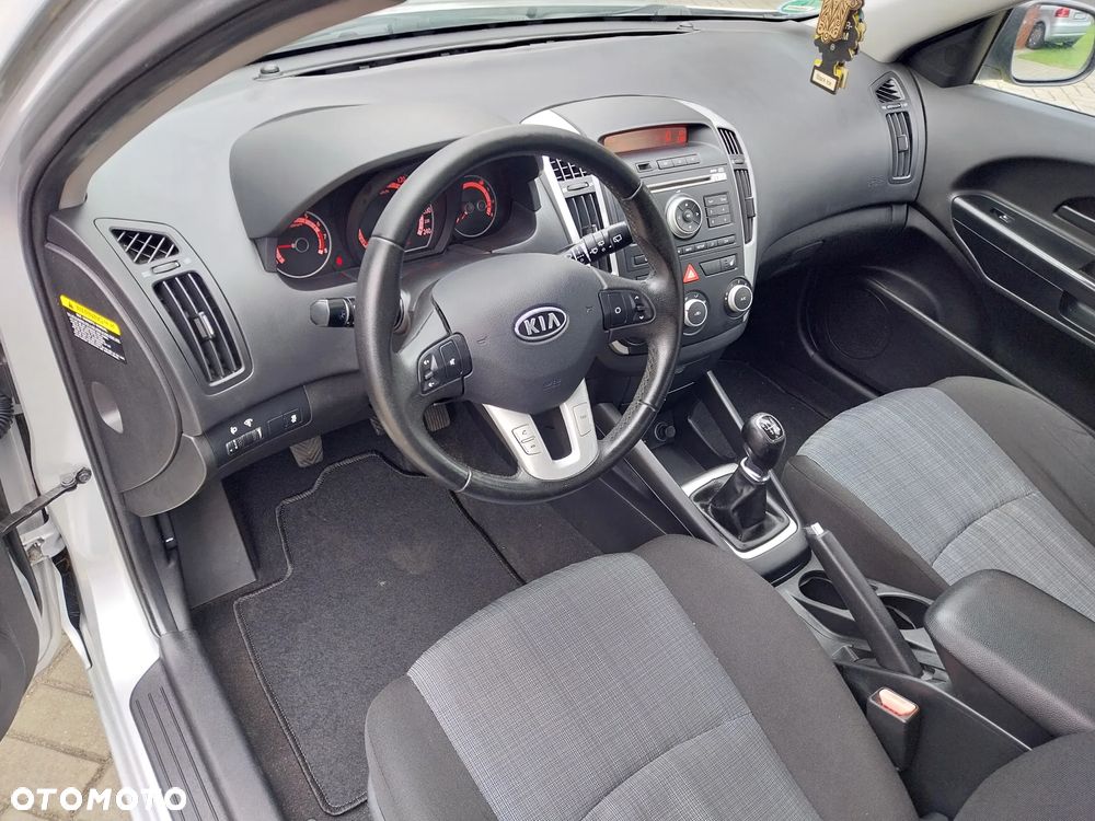 Kia Ceed 1.6 CVVT Edition 7 - 14
