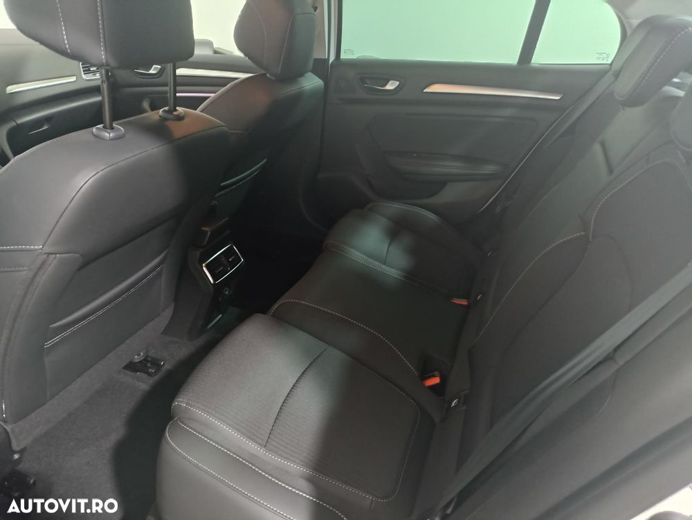 Renault Megane TCe 140 GPF EDC Techno - 14