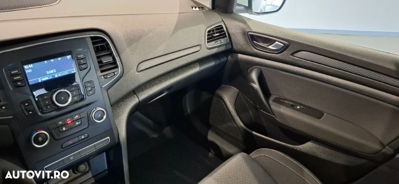 Renault Megane - 24