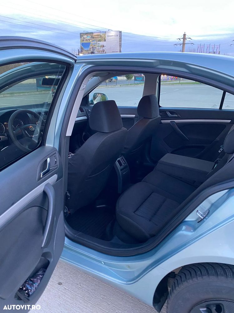 Skoda Octavia 1.6 TDI Elegance - 8