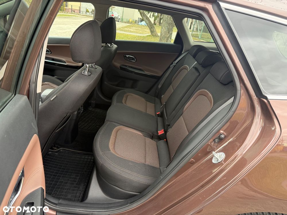 Kia Ceed 1.6 GDI Business Line - 10