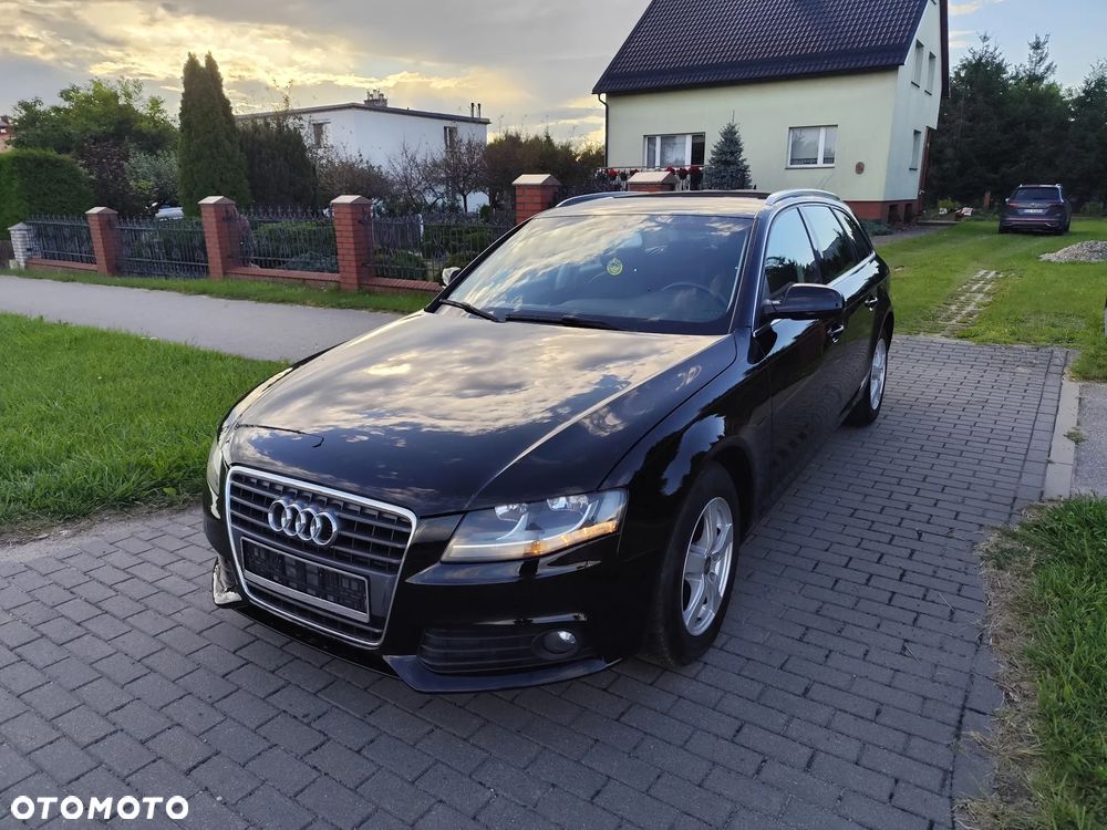 Audi A4 Avant 2.0 TDI - 8