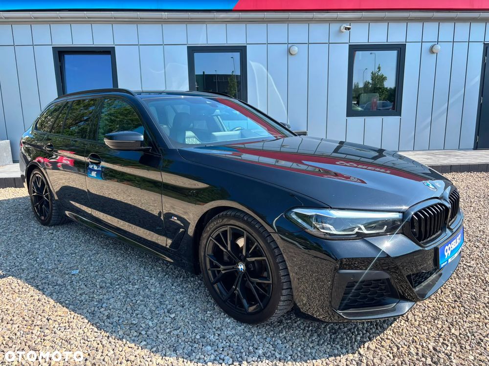 BMW Seria 5 520d xDrive mHEV M Sport sport - 7