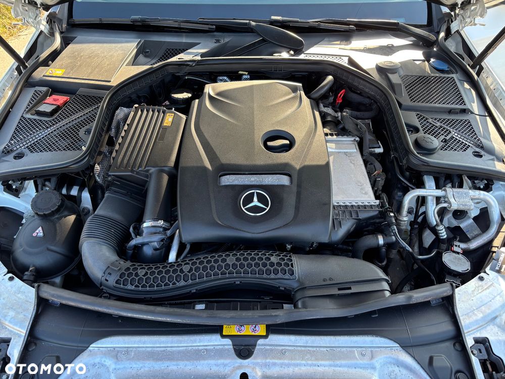Mercedes-Benz Klasa C 180 7G-TRONIC - 19