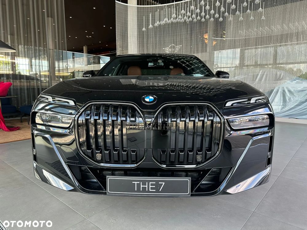 BMW Seria 7 740d xDrive mHEV sport - 10