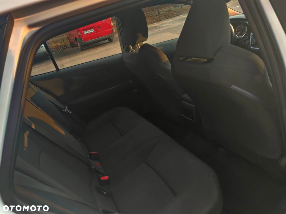 Toyota Corolla 1.8 Hybrid Active - 17