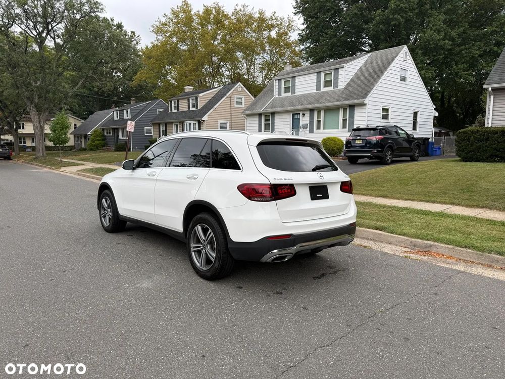 Mercedes-Benz GLC - 7
