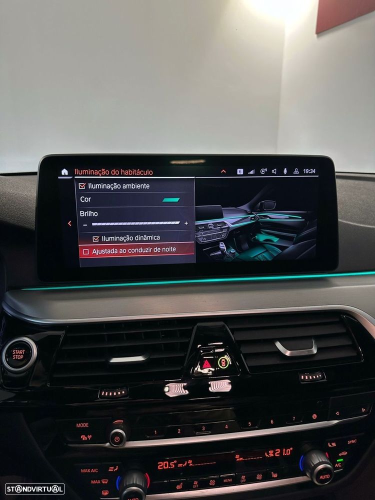 BMW 520 e Pack M - 26