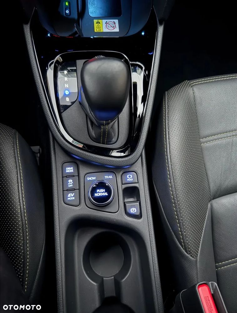 Toyota Yaris Hybrid 1.5 Premiere Edition - 19