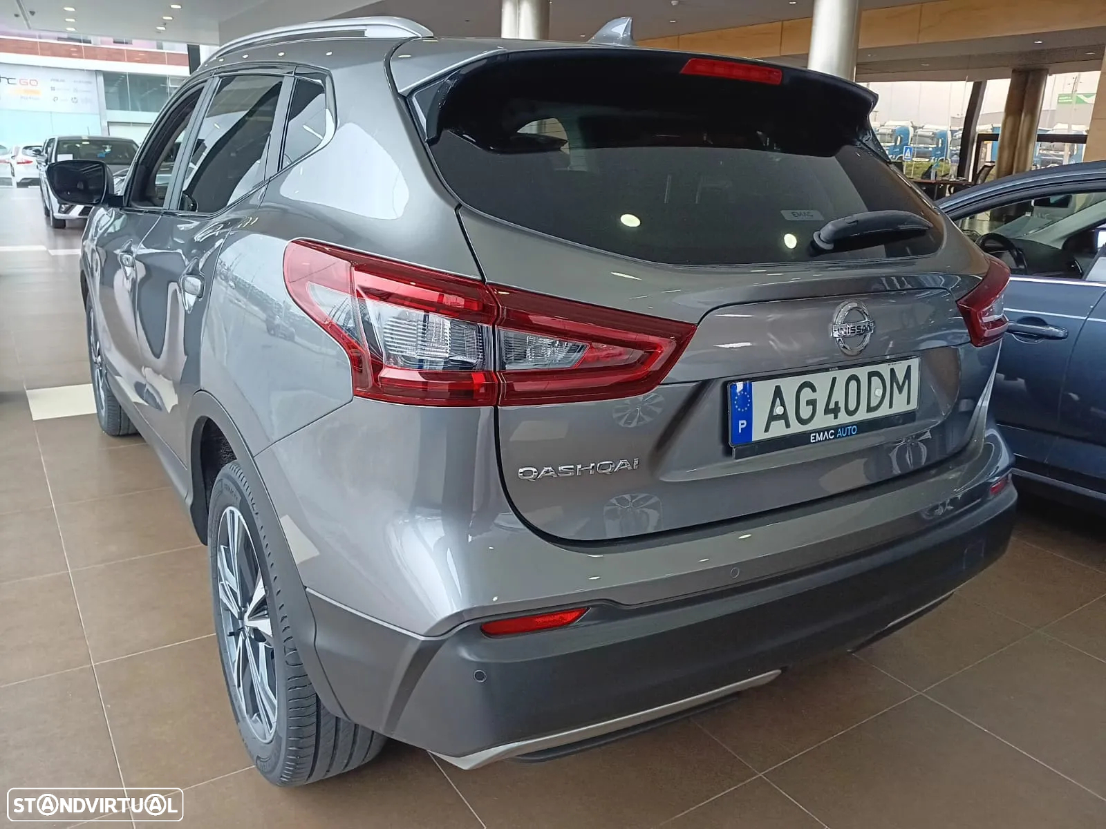 Nissan Qashqai 1.5 dCi N-Connecta J18 - 6