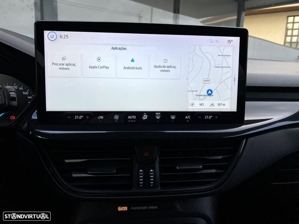 Ford Focus 1.0 EcoBoost MHEV ST-Line - 24