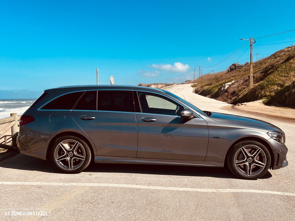 Mercedes-Benz C 300 e T 9G-TRONIC AMG Line — fotografia 6