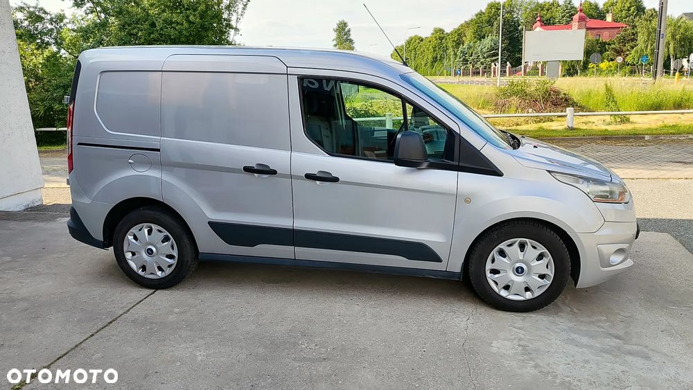 Ford Trannsit connect - 9