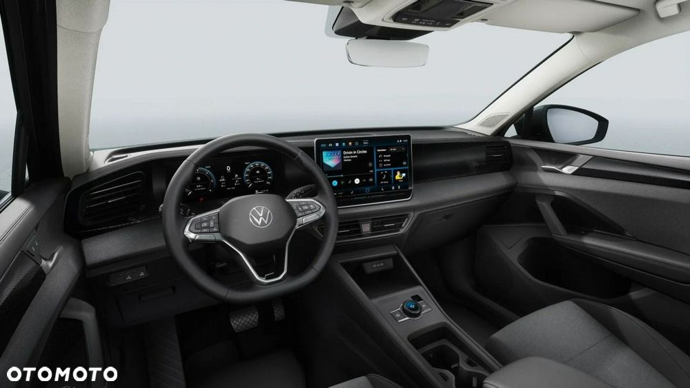 Volkswagen Tiguan - 10