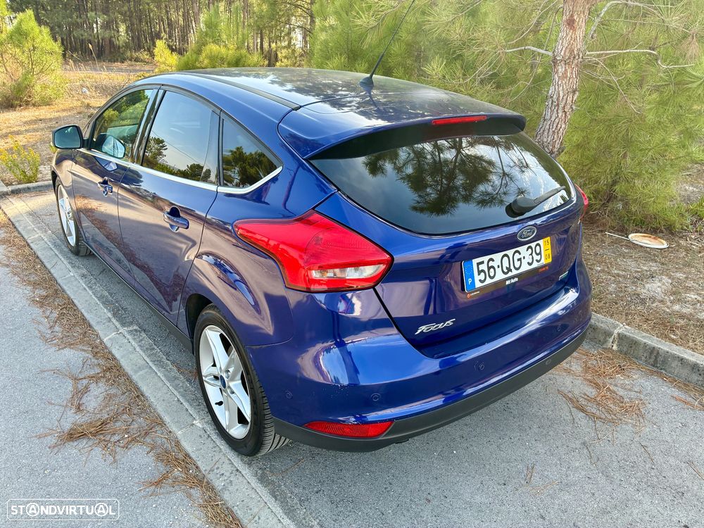 Ford Focus 1.0 SCTi Titanium - 6