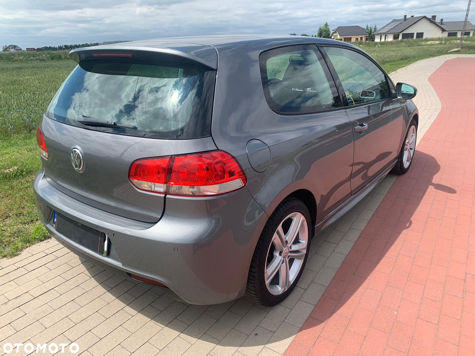 Volkswagen Golf 1.6 TDI DPF BlueMotion Technology Comfortline - 5