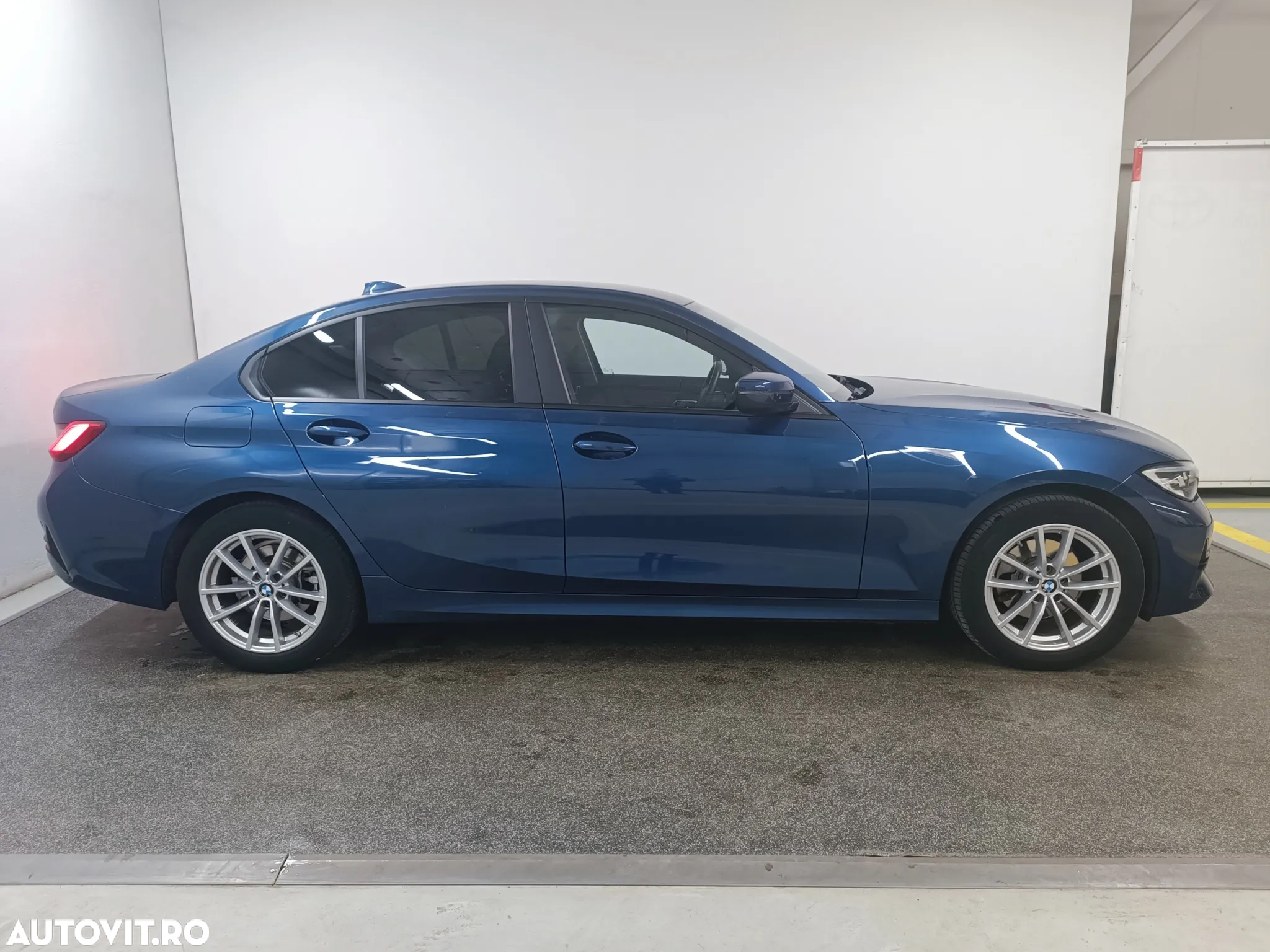 BMW Seria 3 320d xDrive Aut. Luxury Line - 6