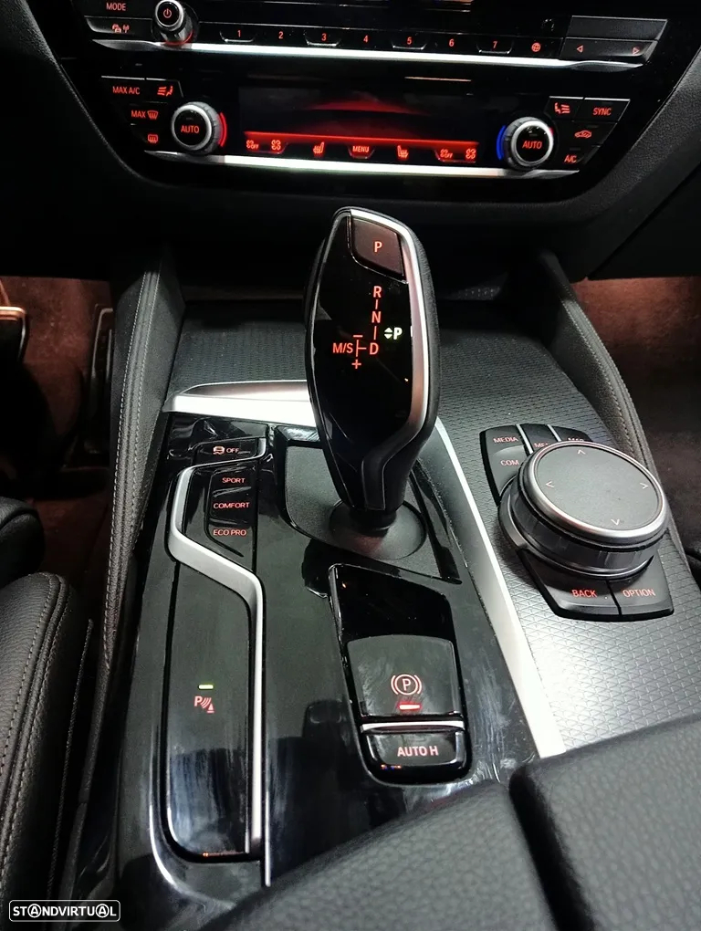 BMW 520 d Touring Aut. M Sport Edition - 19
