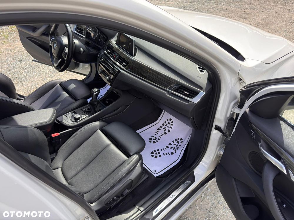 BMW X1 xDrive25i GPF xLine - 21