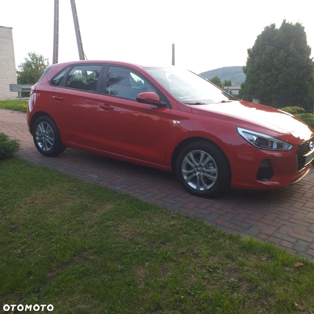 Hyundai i30 blue 1.4 Classic - 5