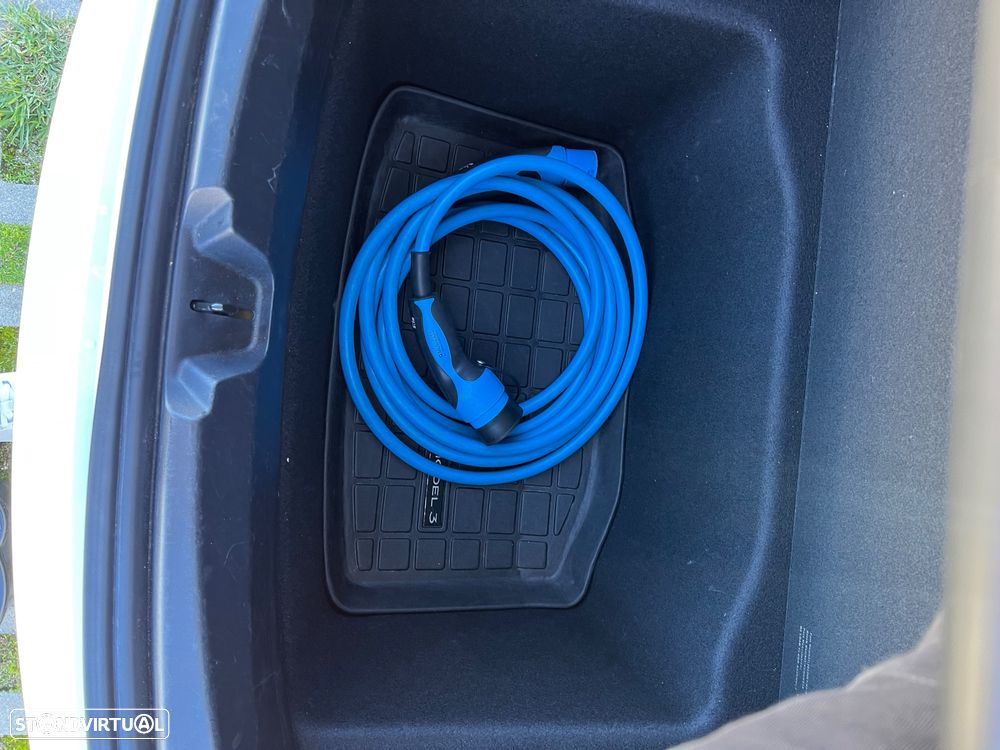 Tesla Model 3 Standard Range Plus RWD - 11