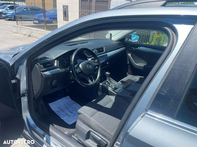 Skoda Superb 2.0 TDI DSG Ambition - 5