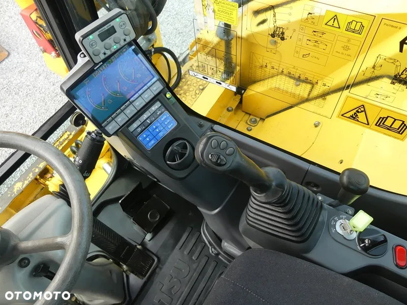 Komatsu PW98MR-8 ROTOTILT ZE SZCZYPCAMI / Z Niemiec // - 15