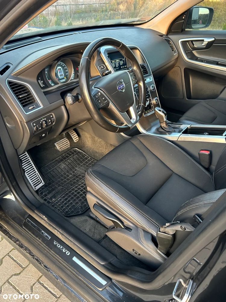 Volvo XC 60 D4 Geartronic Momentum - 8