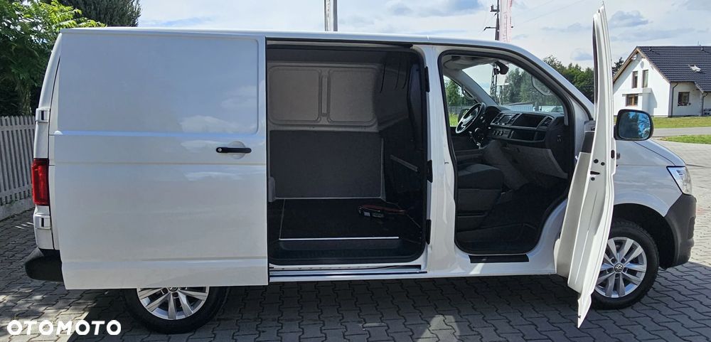 Volkswagen Transporter - 8