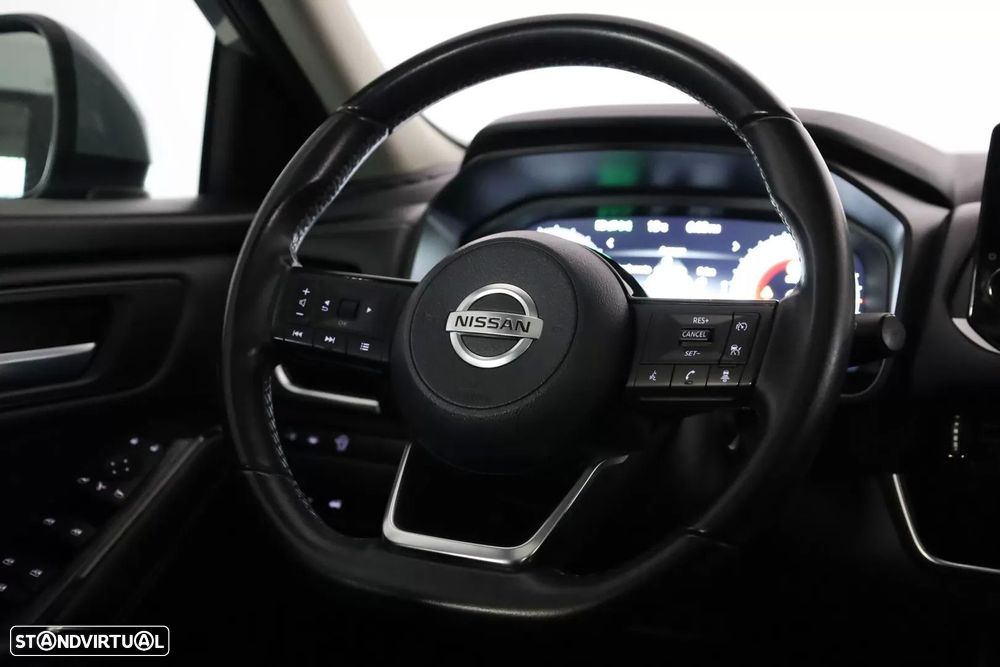 Nissan Qashqai 1.3 DIG-T N-Connecta LED+TT+SKY - 6