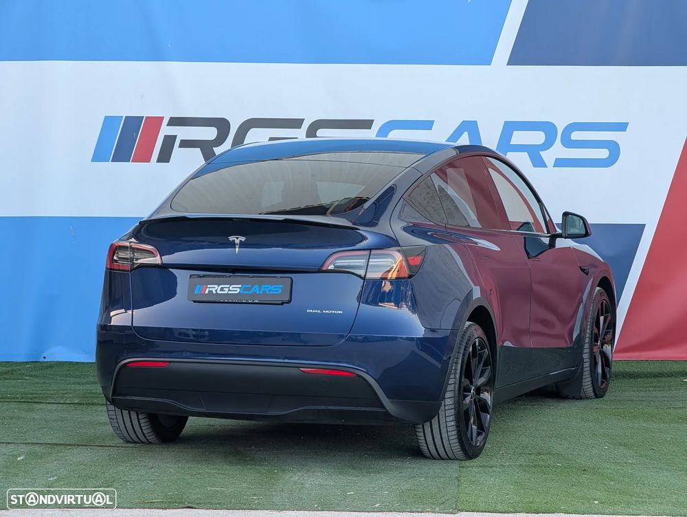 Tesla Model Y Long Range Dual Motor AWD - 5