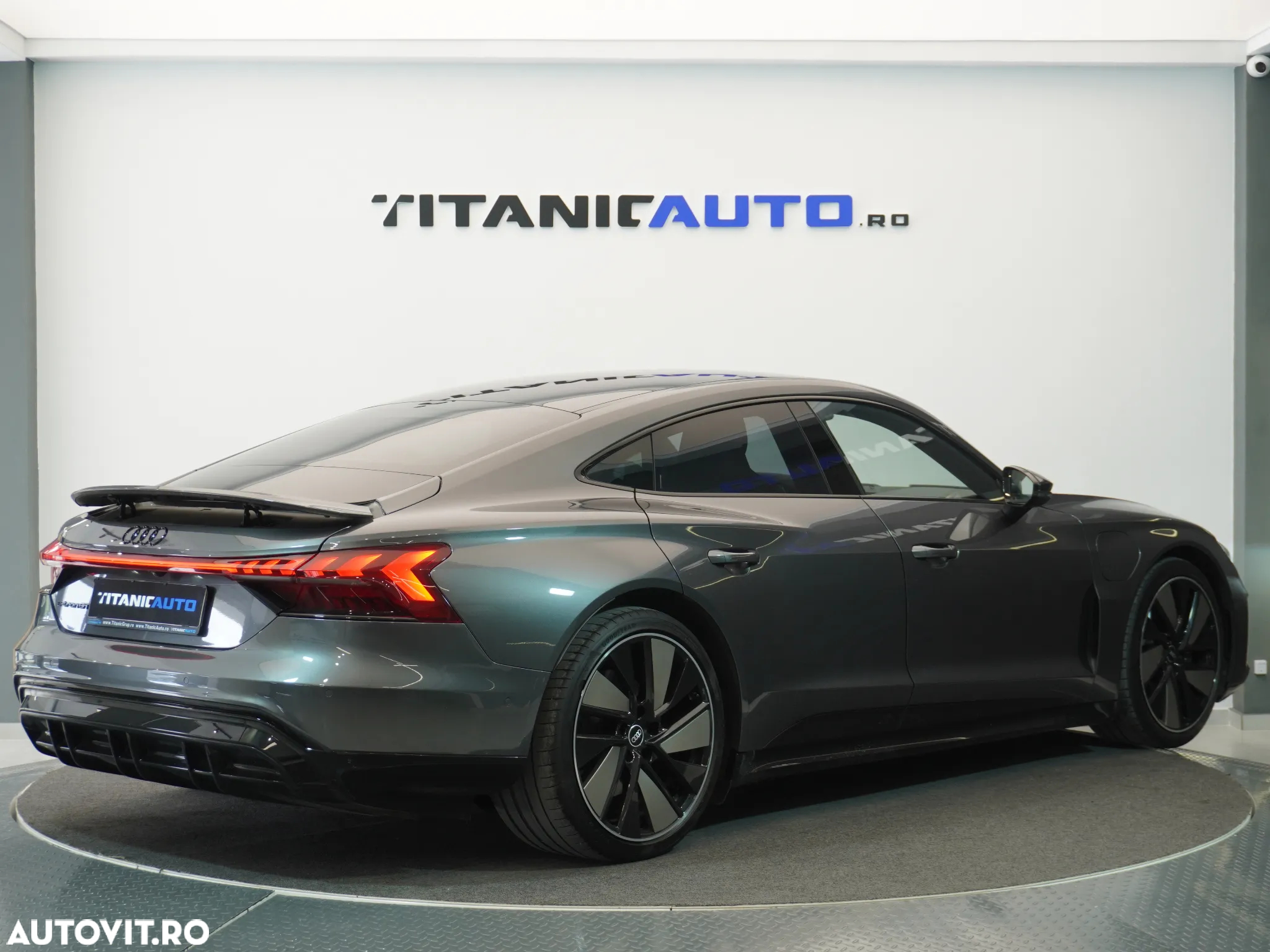 Audi e-tron GT quattro - 4