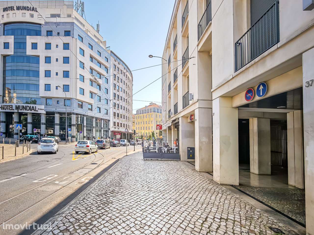 [LIVING LISBON] T1 Novo a Estrear | Design Moderno & Garagem | No Cora - Grande imagem: 3/29