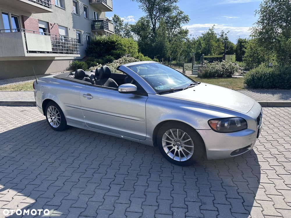 Volvo C70 2.0D Momentum - 3