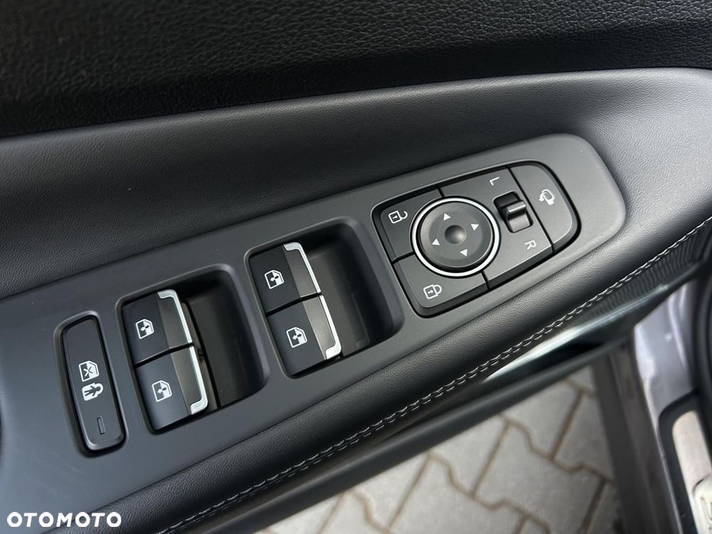 Hyundai Santa Fe 1.6 T-GDI HEV Platinum 4WD - 13