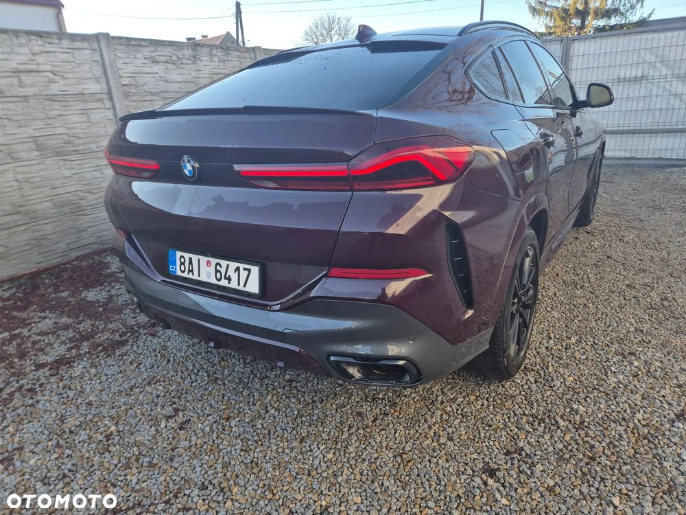 BMW X6 xDrive40i - 8