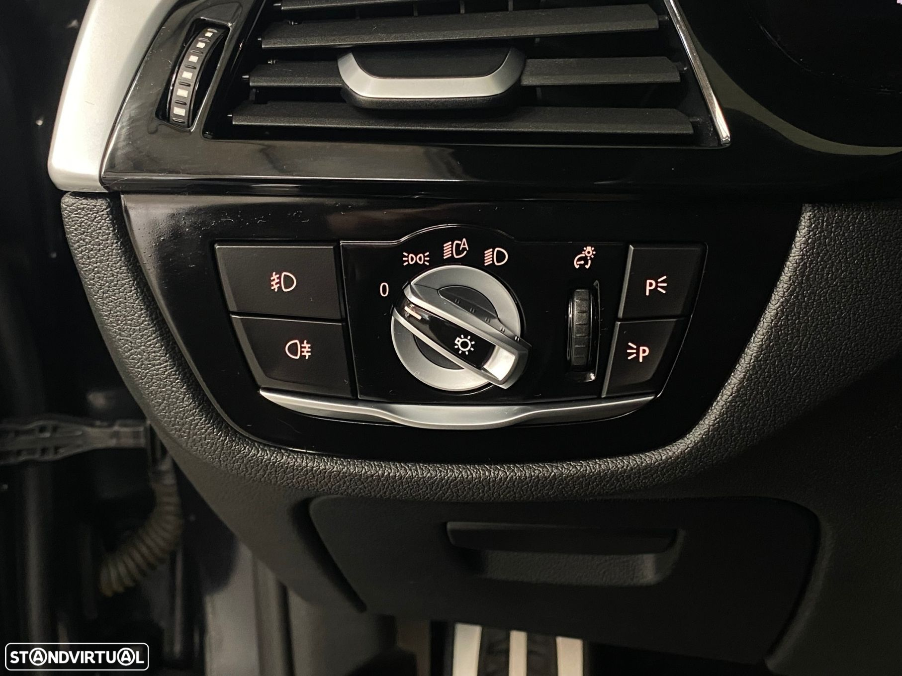 BMW 520 d Pack Desportivo M Auto - 44