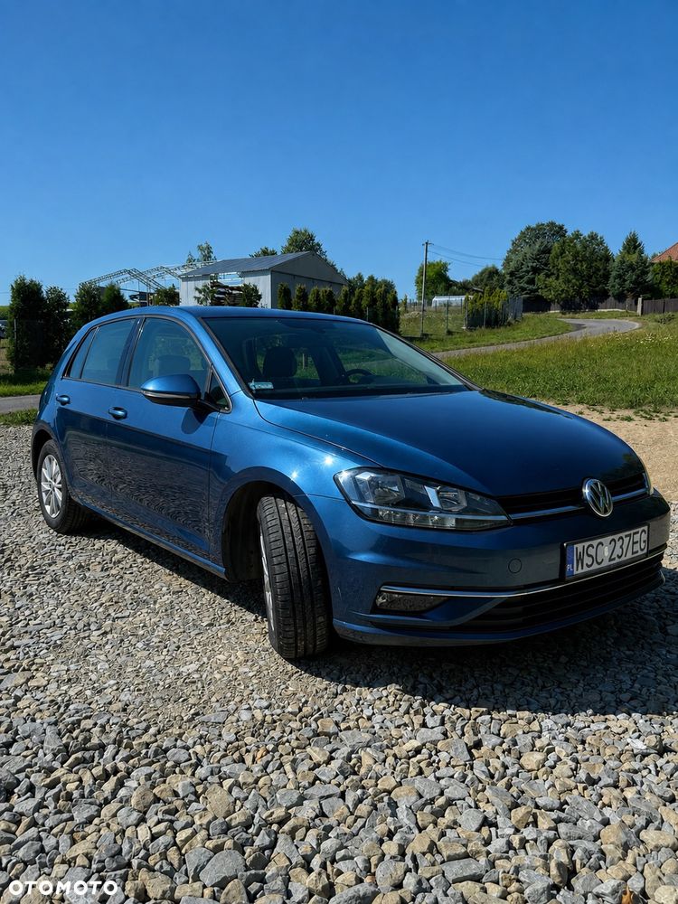 Volkswagen Golf - 2